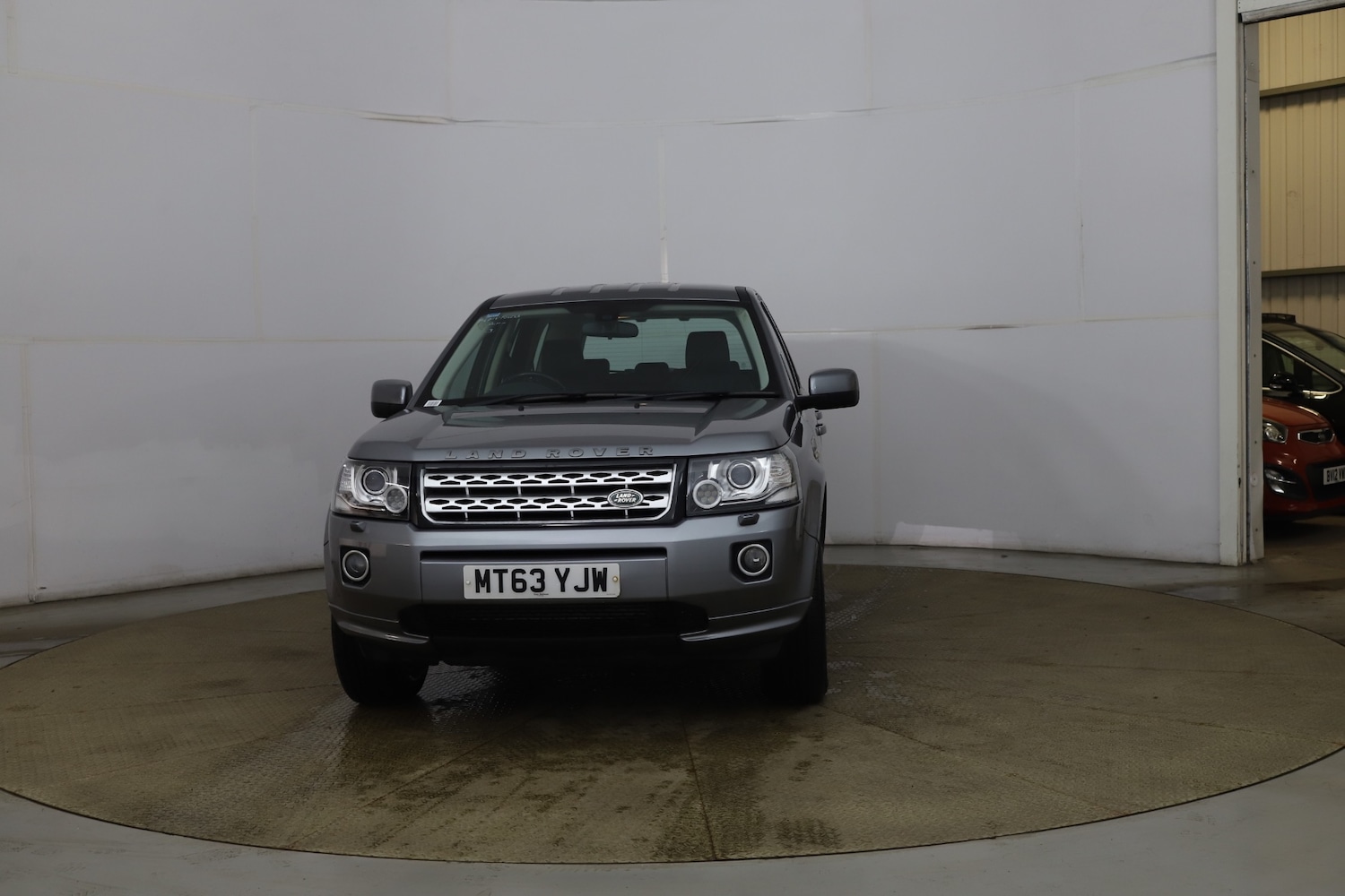 Used Land Rover Freelander 2013 for sale - 77349708: Photo 3