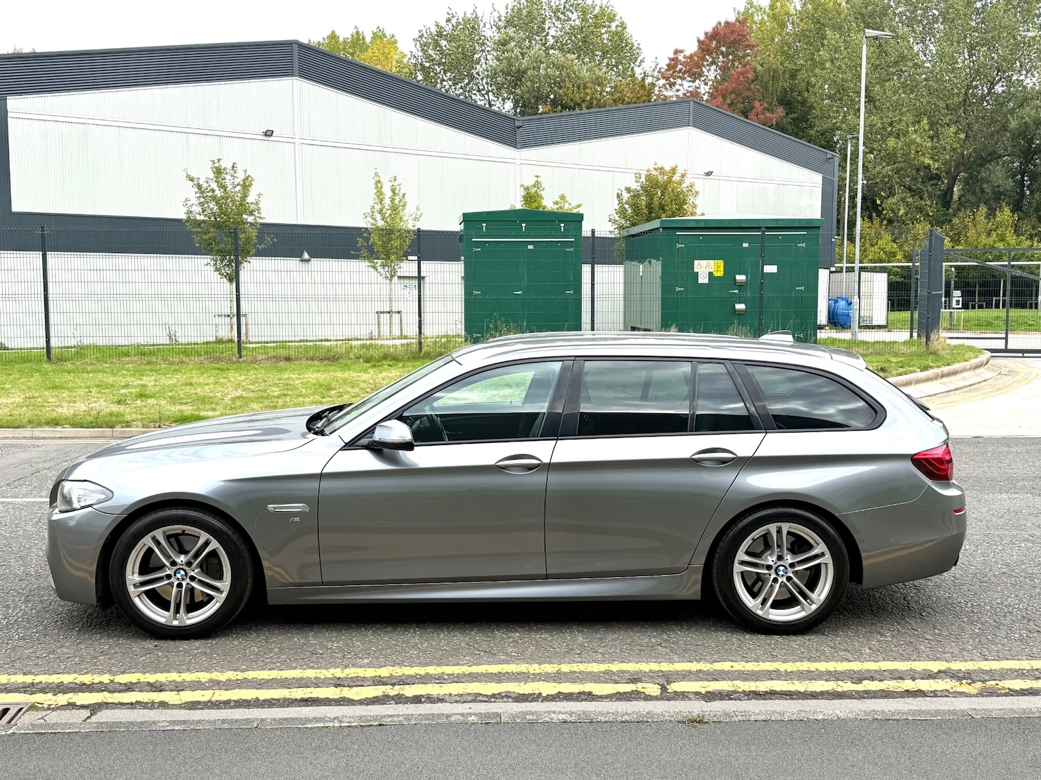 Used BMW 5 Series 2015 for sale - 76143952: Photo 8