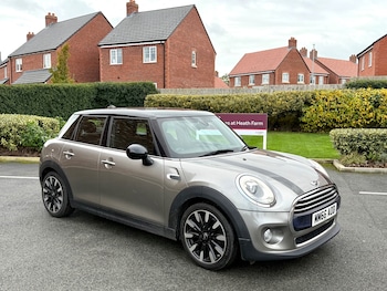Used MINI Hatch 2016 for sale - 76426817: Photo