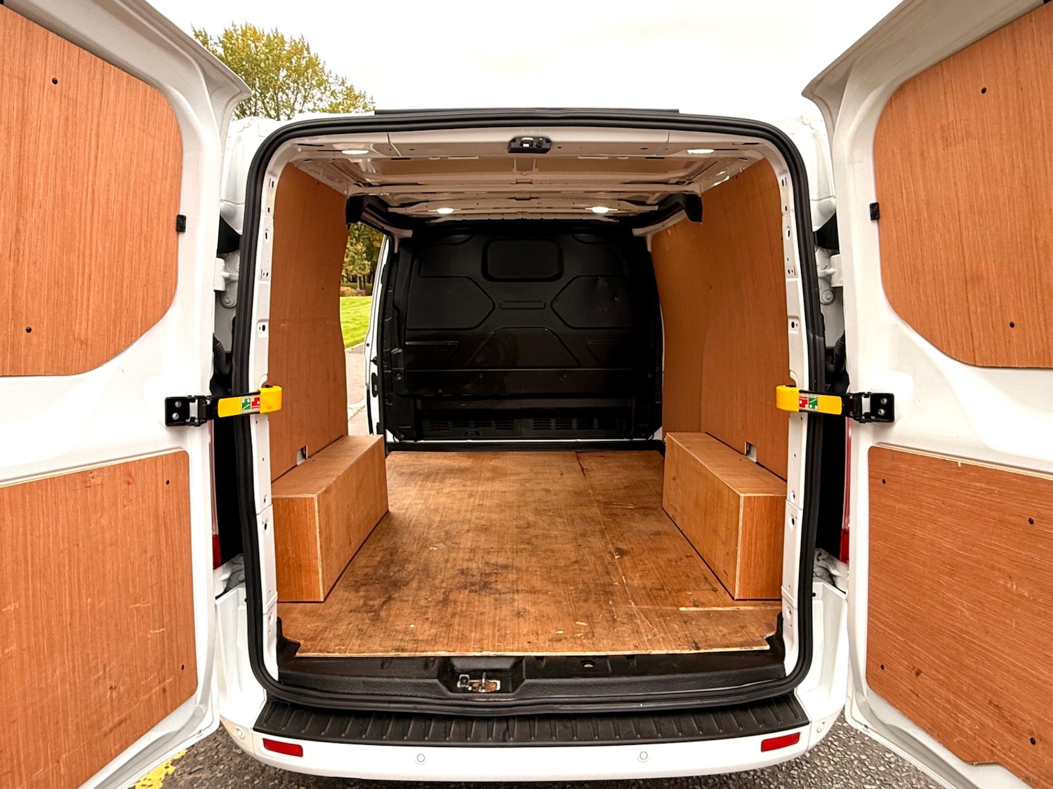 Used Ford Transit Custom 2021 for sale - 76221638: Photo 17