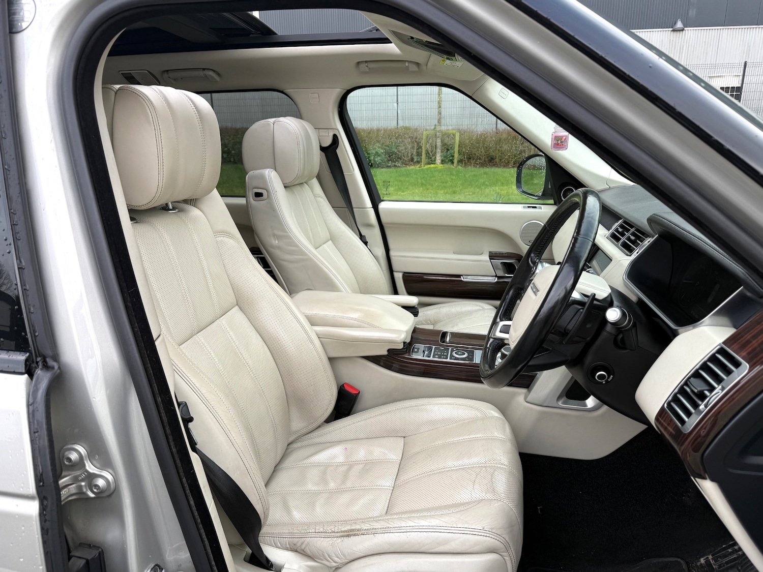 Used Land Rover Range Rover 2013 for sale - 77690892: Photo 16