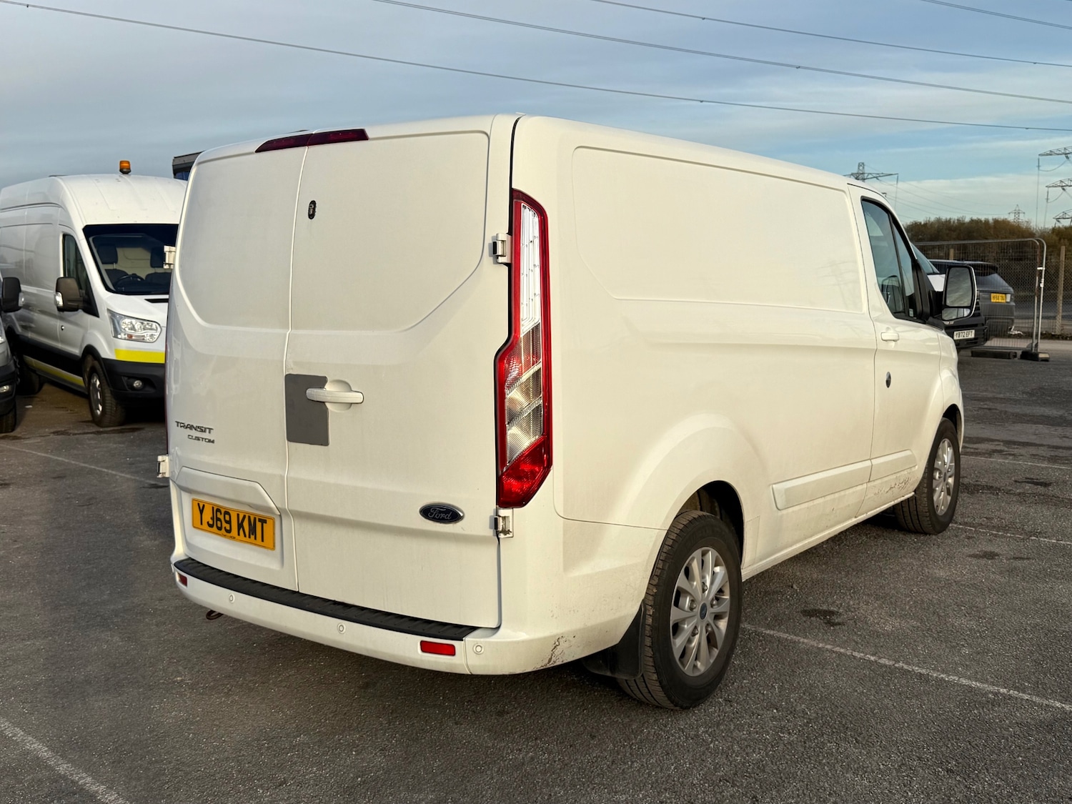 Used Ford Transit Custom 2020 for sale - 76652717: Photo 3