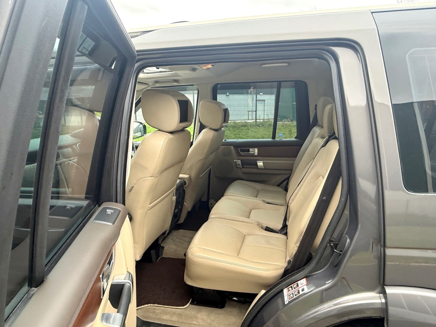 Used Land Rover Discovery 2016 for sale - 77449592: Photo 15