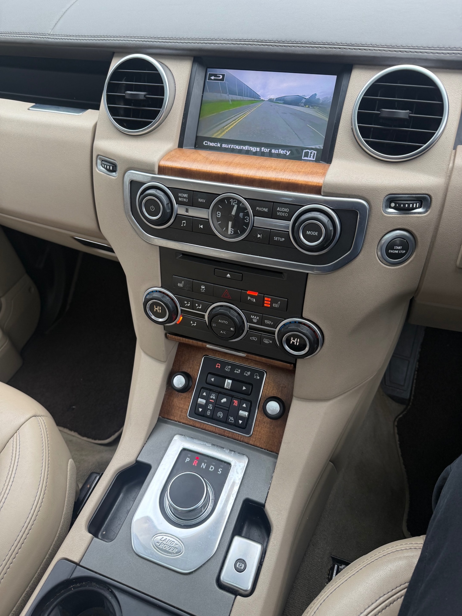 Used Land Rover Discovery 2016 for sale - 77449592: Photo 22