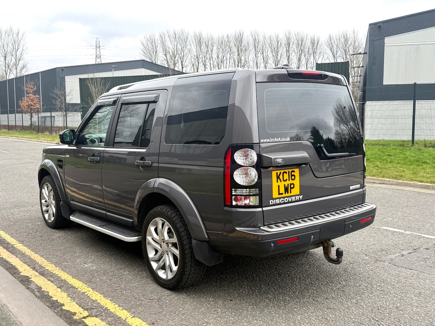 Used Land Rover Discovery 2016 for sale - 77449592: Photo 4