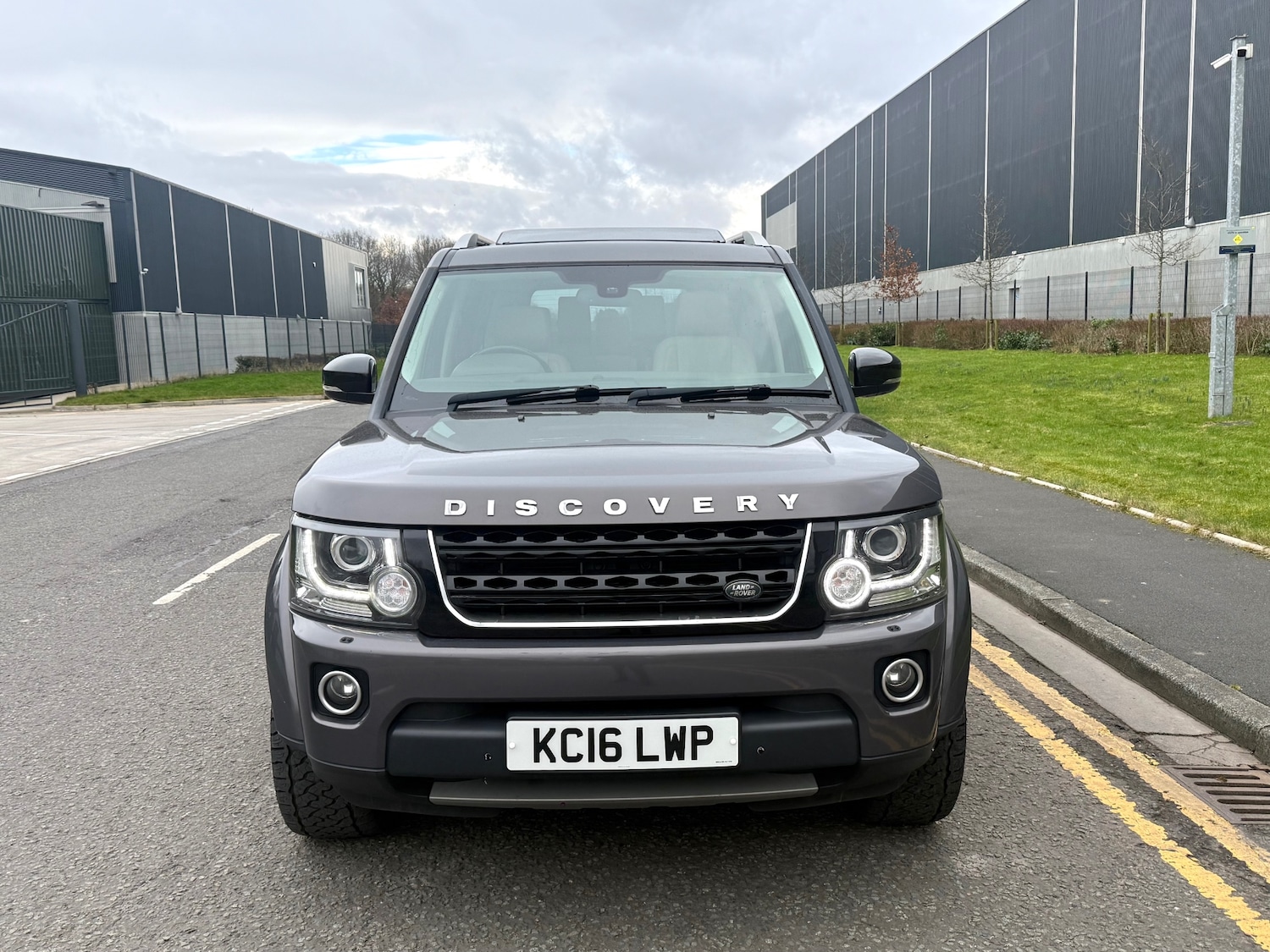 Used Land Rover Discovery 2016 for sale - 77449592: Photo 7