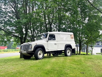 Used Land Rover Defender 2003 for sale - 78967970: Photo