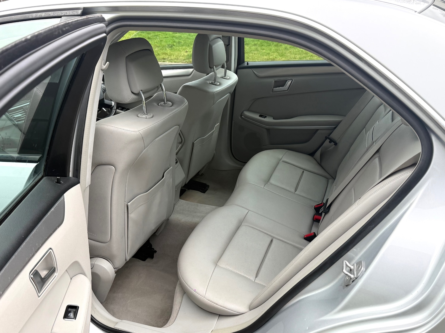 Used Mercedes-Benz E Class 2013 for sale - 77494519: Photo 11