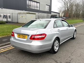Used Mercedes-Benz E Class 2013 for sale - 77494519: Photo