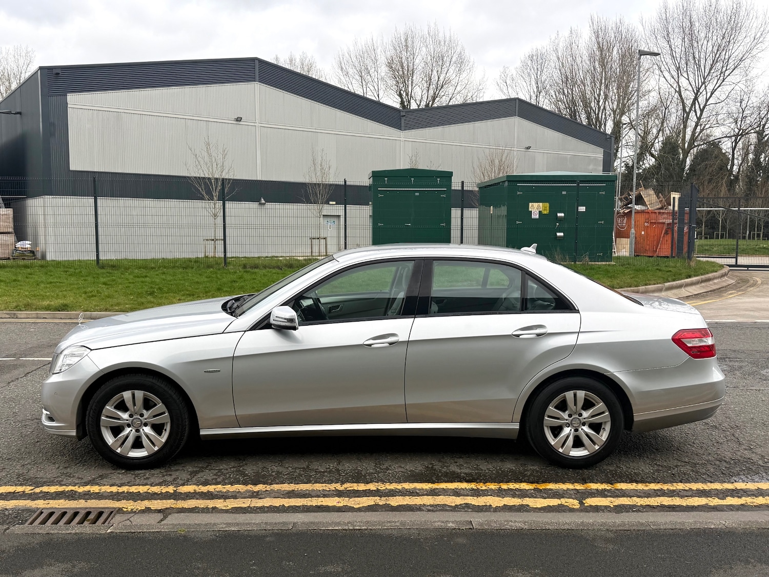 Used Mercedes-Benz E Class 2013 for sale - 77494519: Photo 6