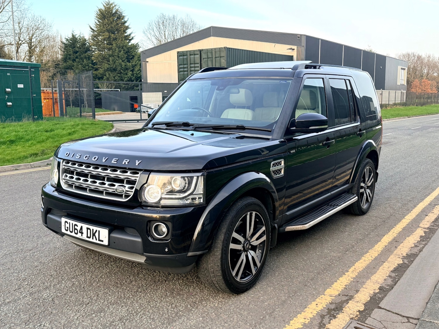 Used Land Rover Discovery 2014 for sale - 77952240: Photo 7