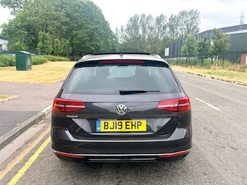 Used Volkswagen Passat 2019 for sale - 79273339: Photo