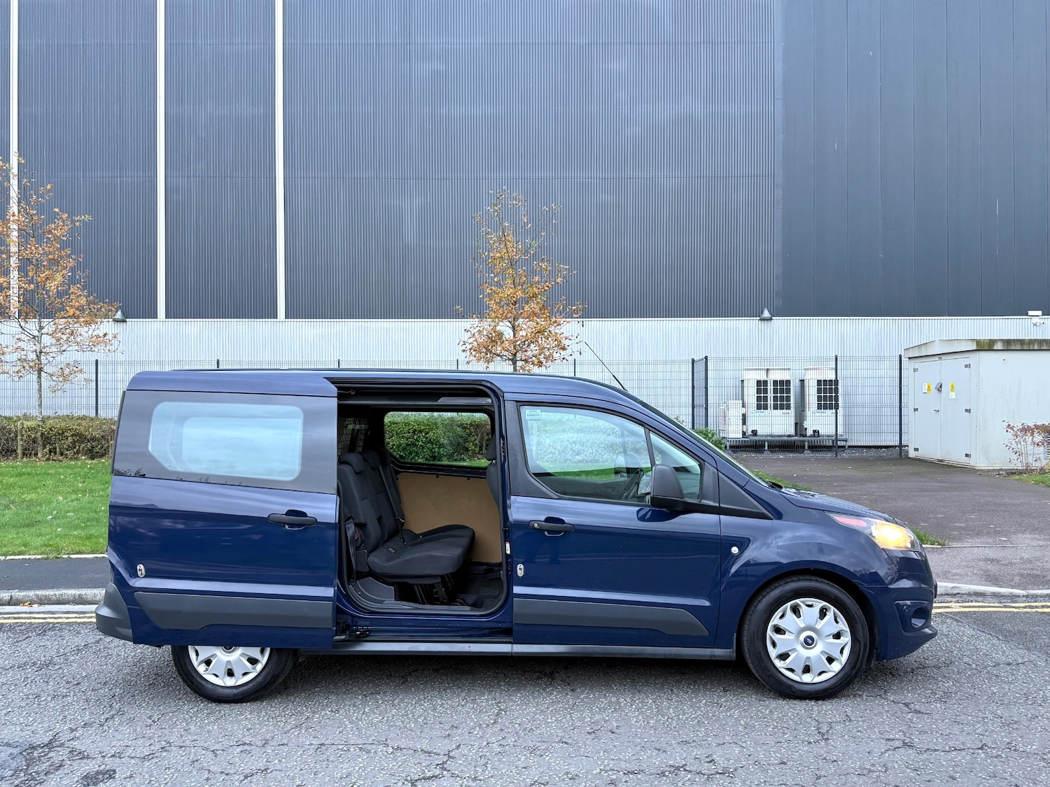 Used Ford Transit Connect 2017 for sale - 76519286: Photo 11