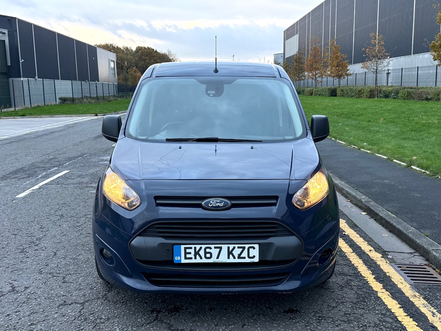 Used Ford Transit Connect 2017 for sale - 76519286: Photo 8