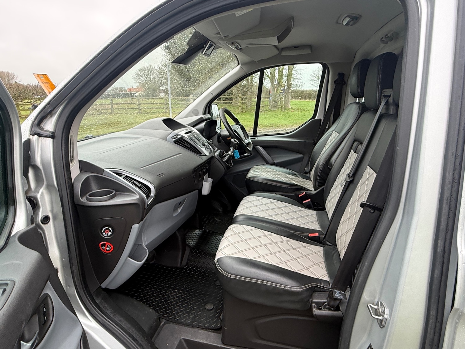 Used Ford Transit Custom 2015 for sale - 77775930: Photo 6
