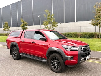 Toyota - Hilux