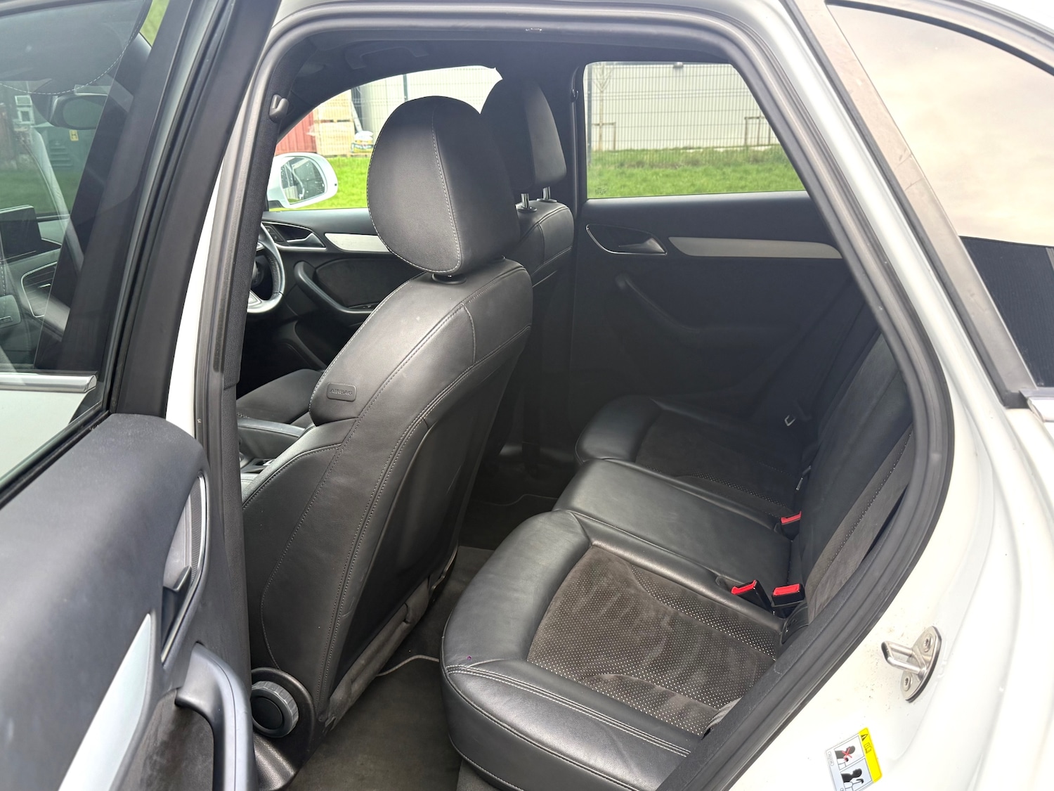 Used Audi Q3 2013 for sale - 77665493: Photo 12