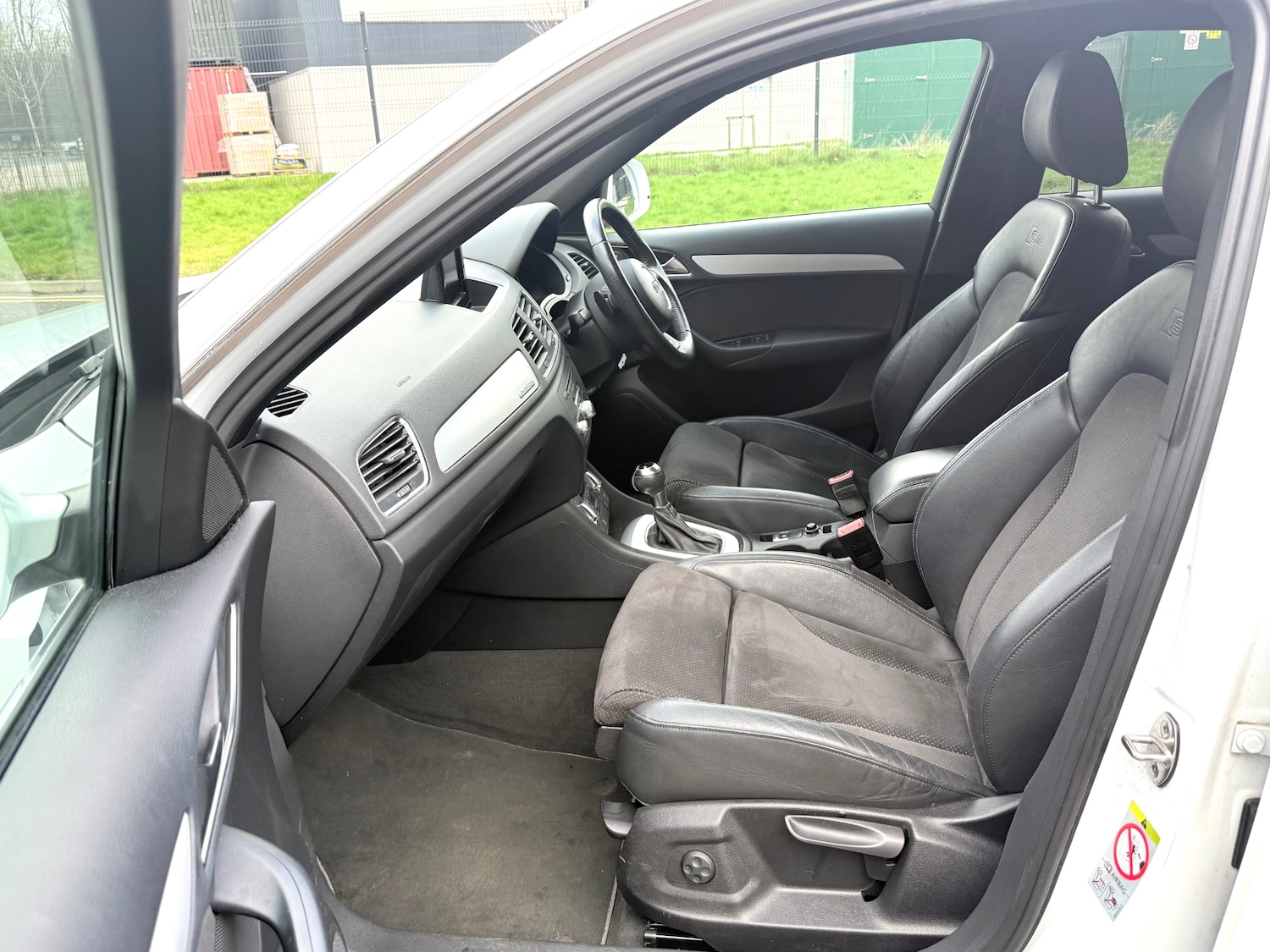 Used Audi Q3 2013 for sale - 77665493: Photo 13