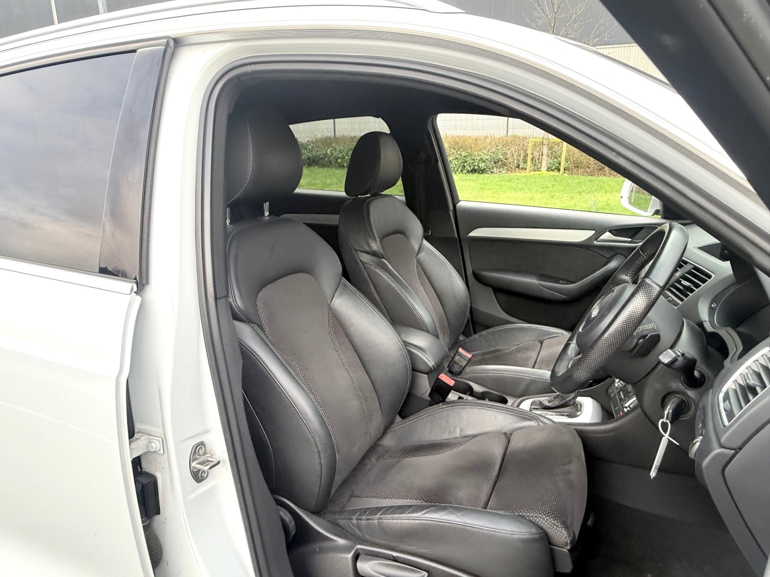 Used Audi Q3 2013 for sale - 77665493: Photo 16