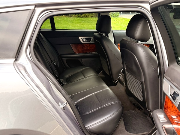 Used Jaguar XF 2012 for sale - 76276906: Photo 10