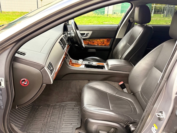Used Jaguar XF 2012 for sale - 76276906: Photo 13