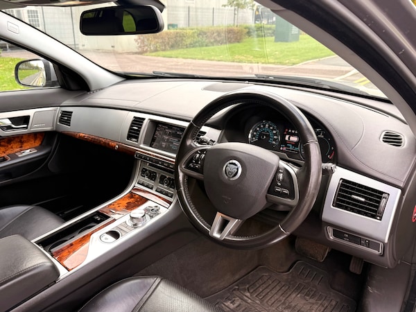 Used Jaguar XF 2012 for sale - 76276906: Photo 18
