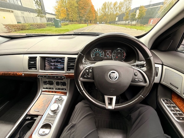 Used Jaguar XF 2012 for sale - 76276906: Photo 19