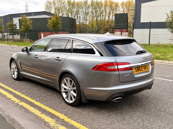 Used Jaguar XF 2012 for sale - 76276906: Photo 5