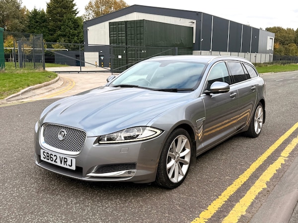 Used Jaguar XF 2012 for sale - 76276906: Photo 7