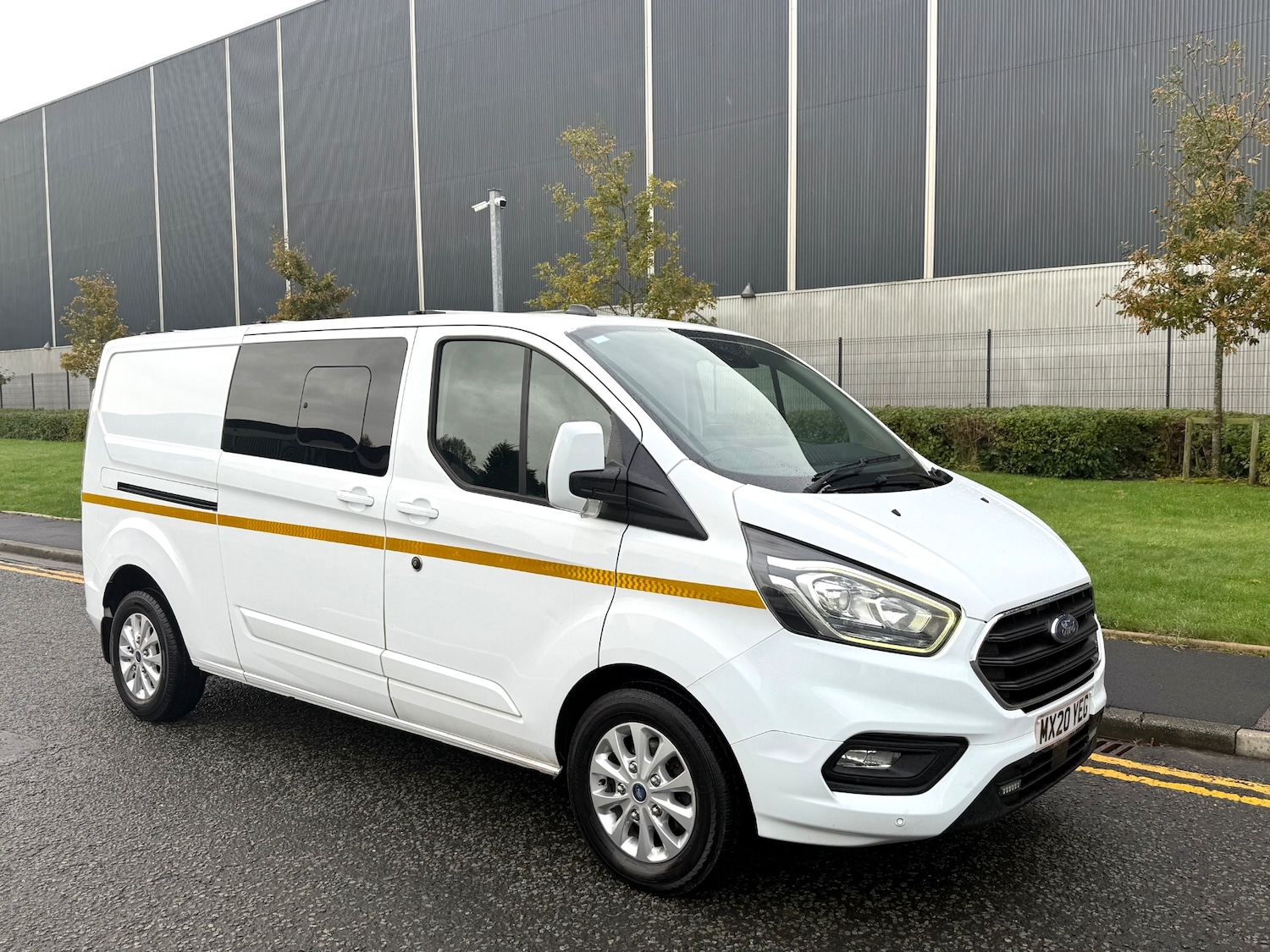 Used Ford Transit Custom 2020 for sale - 76302955: Photo 1