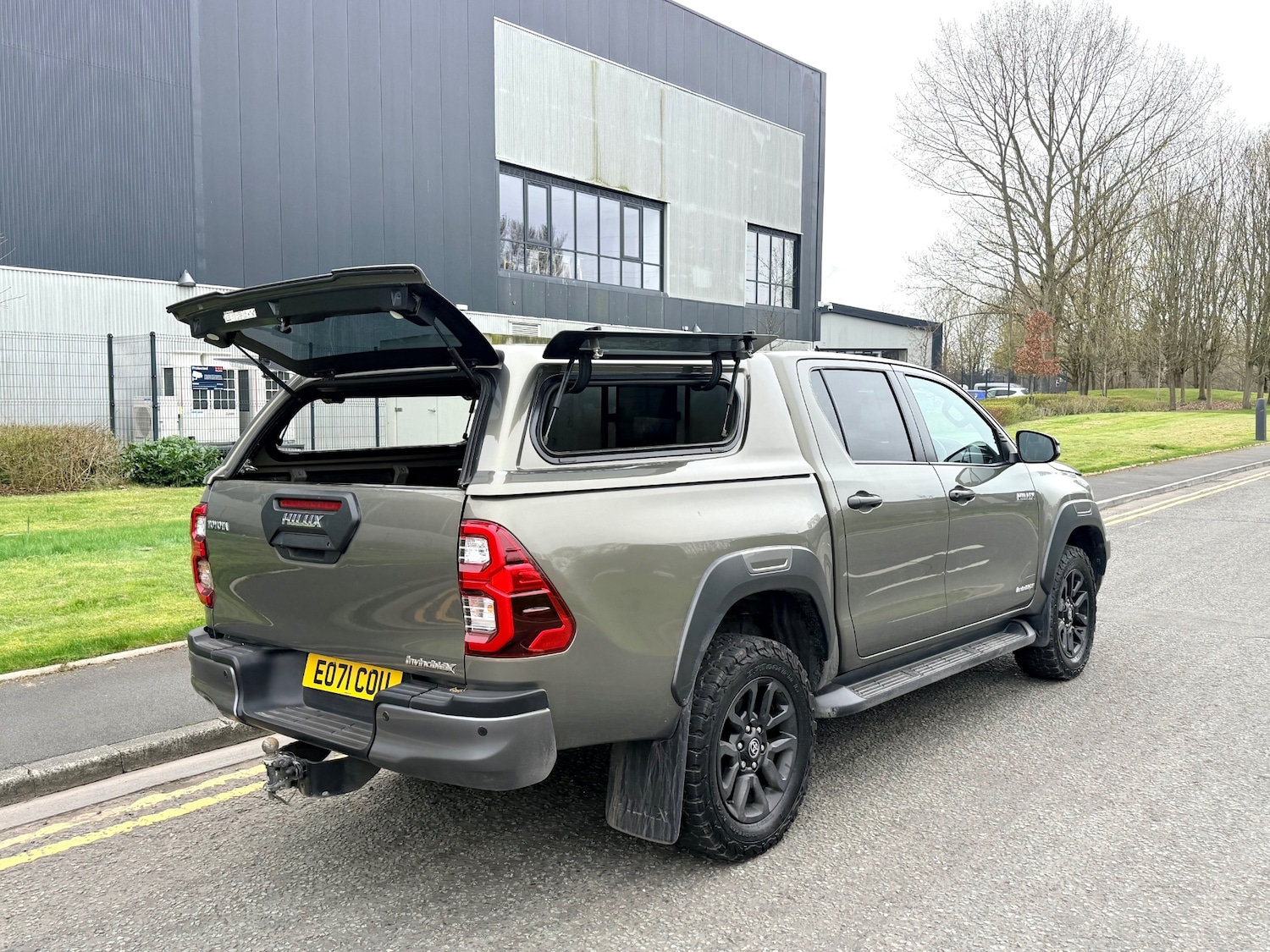Used Toyota Hilux 2021 for sale - 77985108: Photo 10