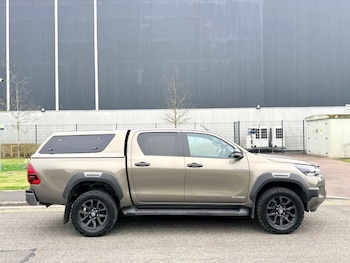 Used Toyota Hilux 2021 for sale - 77985108: Photo