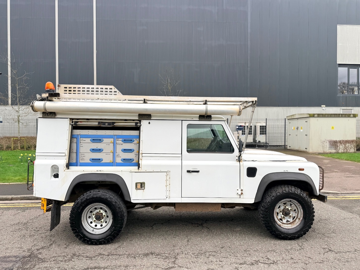 Used Land Rover Defender 2014 for sale - 77778866: Photo 10