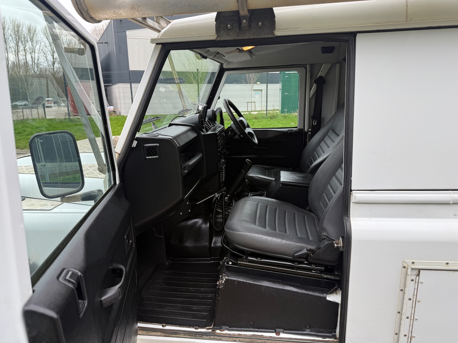 Used Land Rover Defender 2014 for sale - 77778866: Photo 17