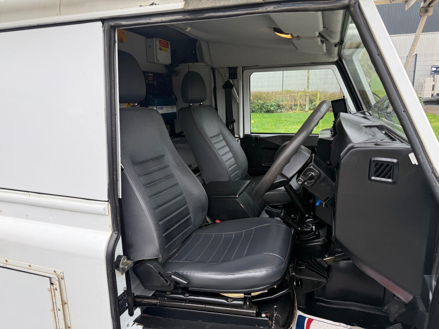 Used Land Rover Defender 2014 for sale - 77778866: Photo 20