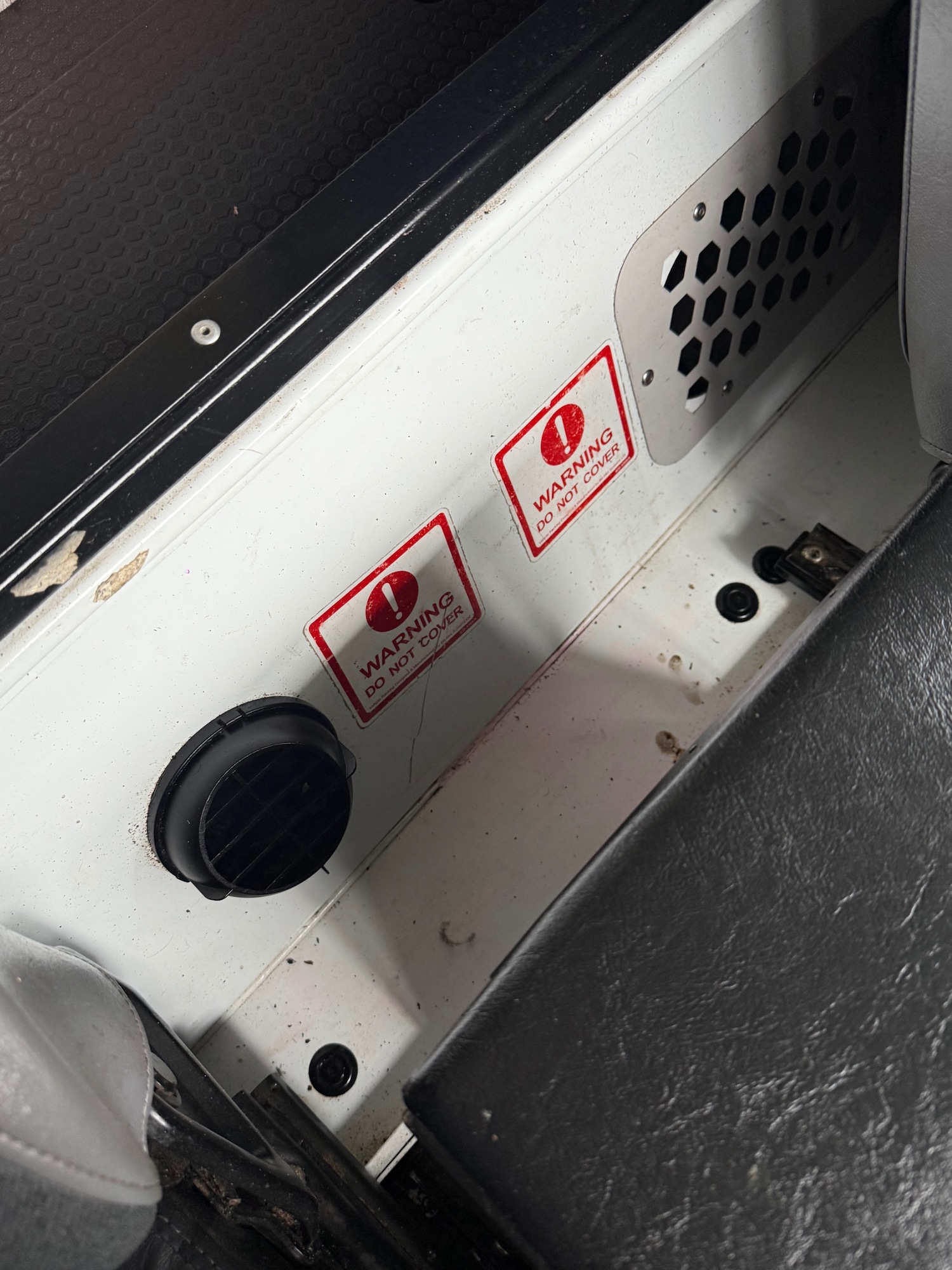 Used Land Rover Defender 2014 for sale - 77778866: Photo 24