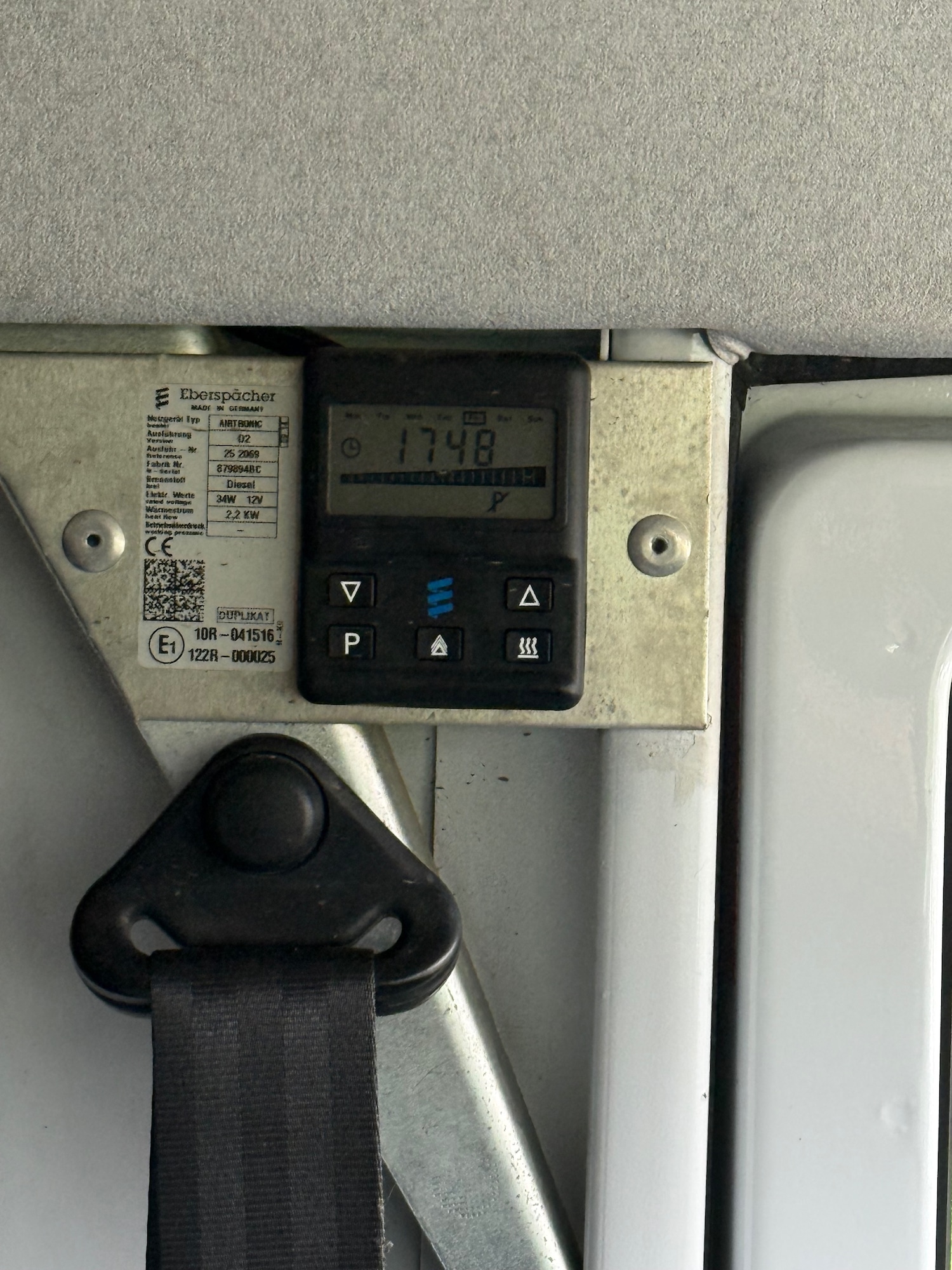 Used Land Rover Defender 2014 for sale - 77778866: Photo 25