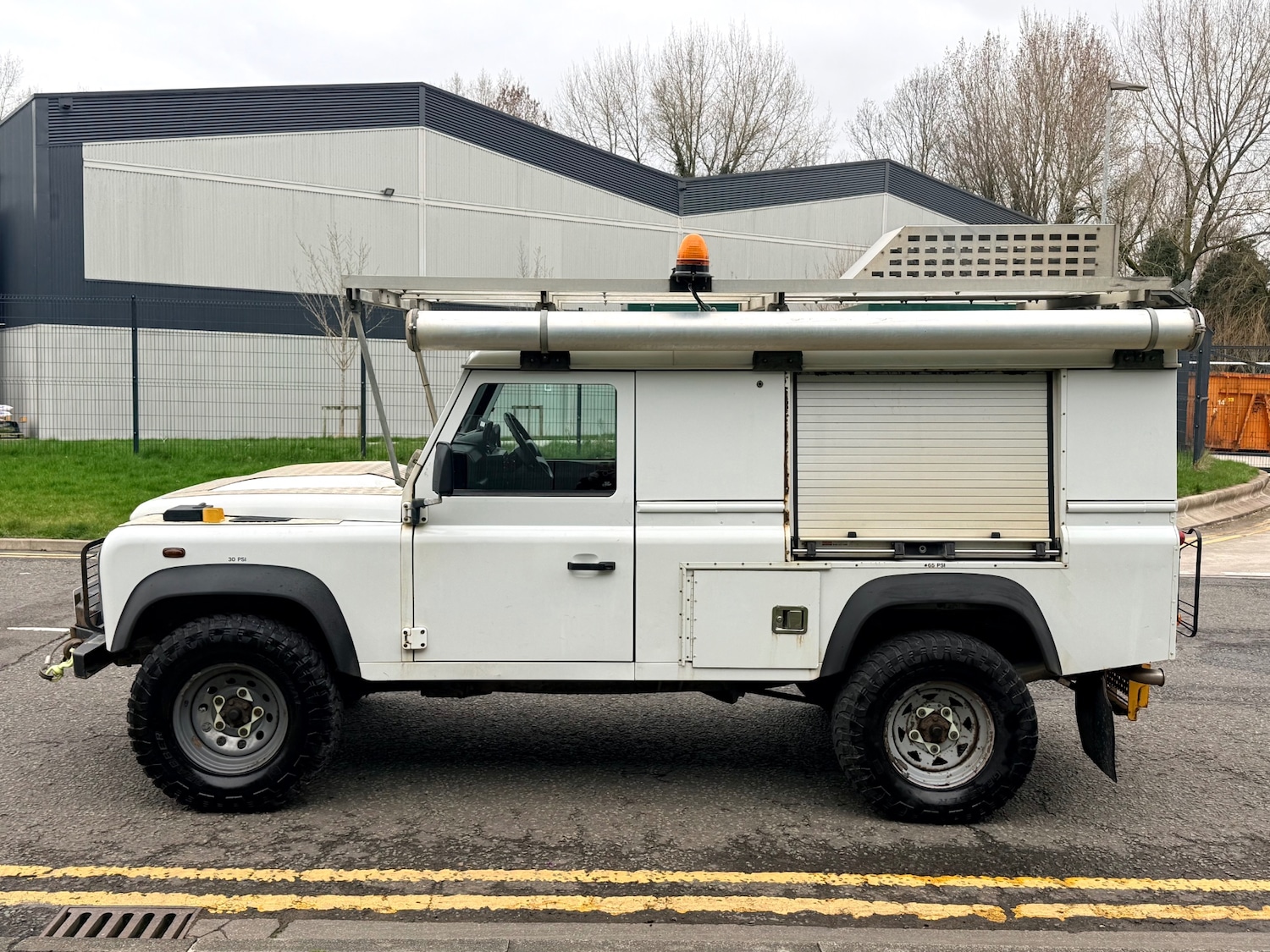 Used Land Rover Defender 2014 for sale - 77778866: Photo 6