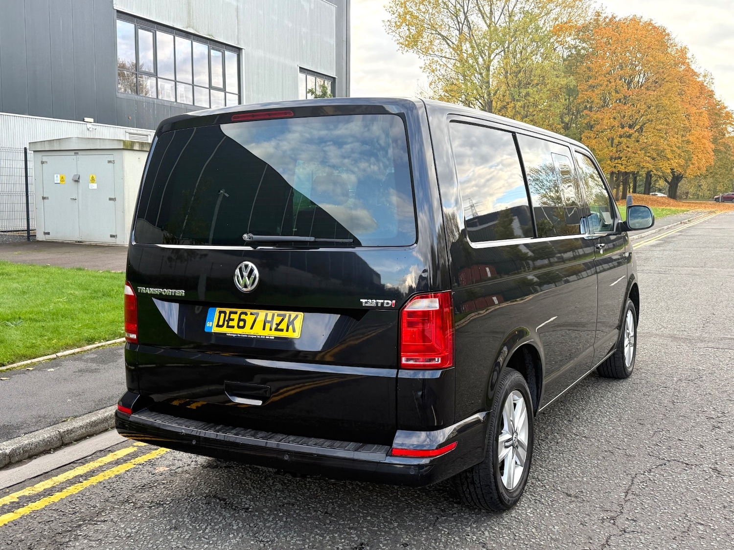 Used Volkswagen Transporter 2017 for sale - 76343959: Photo 3