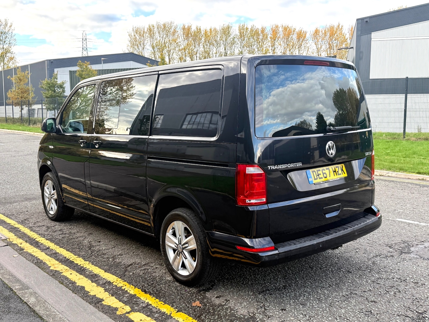 Used Volkswagen Transporter 2017 for sale - 76343959: Photo 5
