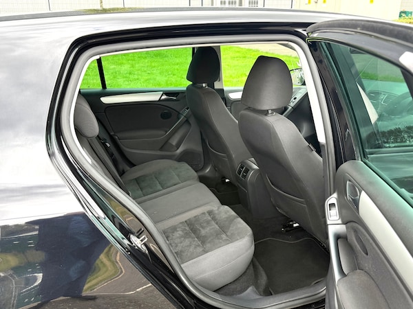 Used Volkswagen Golf 2011 for sale - 76055803: Photo 10