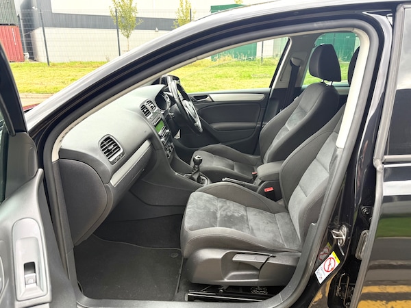 Used Volkswagen Golf 2011 for sale - 76055803: Photo 12
