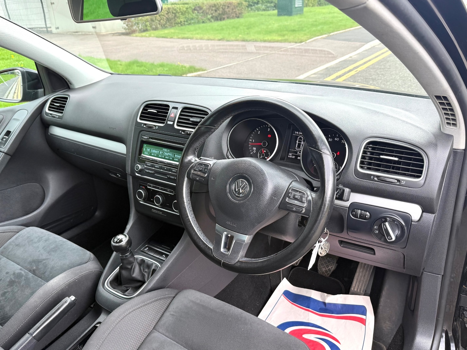 Used Volkswagen Golf 2011 for sale - 76055803: Photo 16