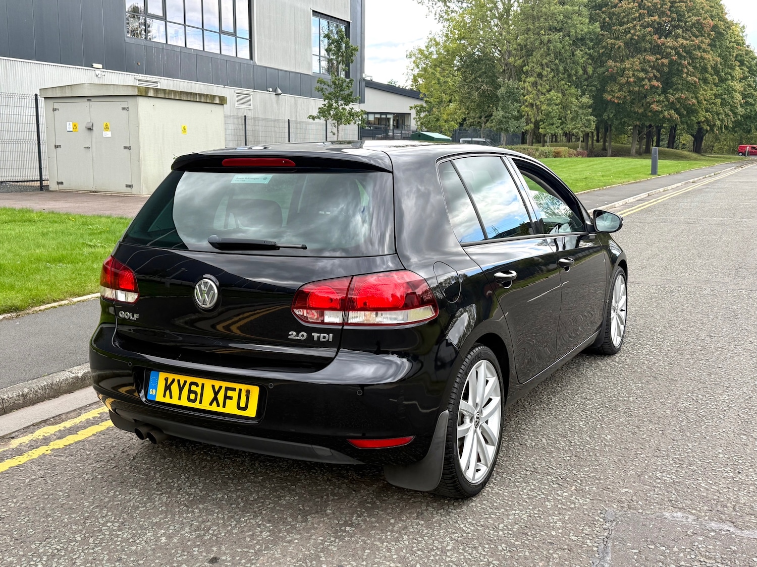 Used Volkswagen Golf 2011 for sale - 76055803: Photo 3