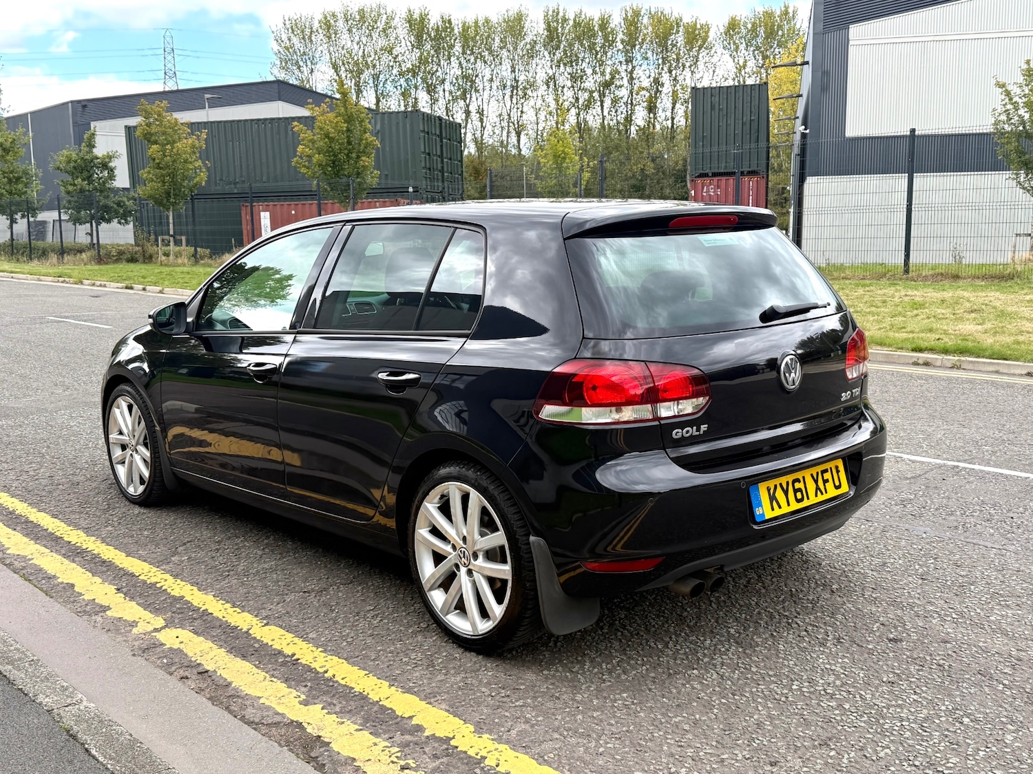 Used Volkswagen Golf 2011 for sale - 76055803: Photo 5