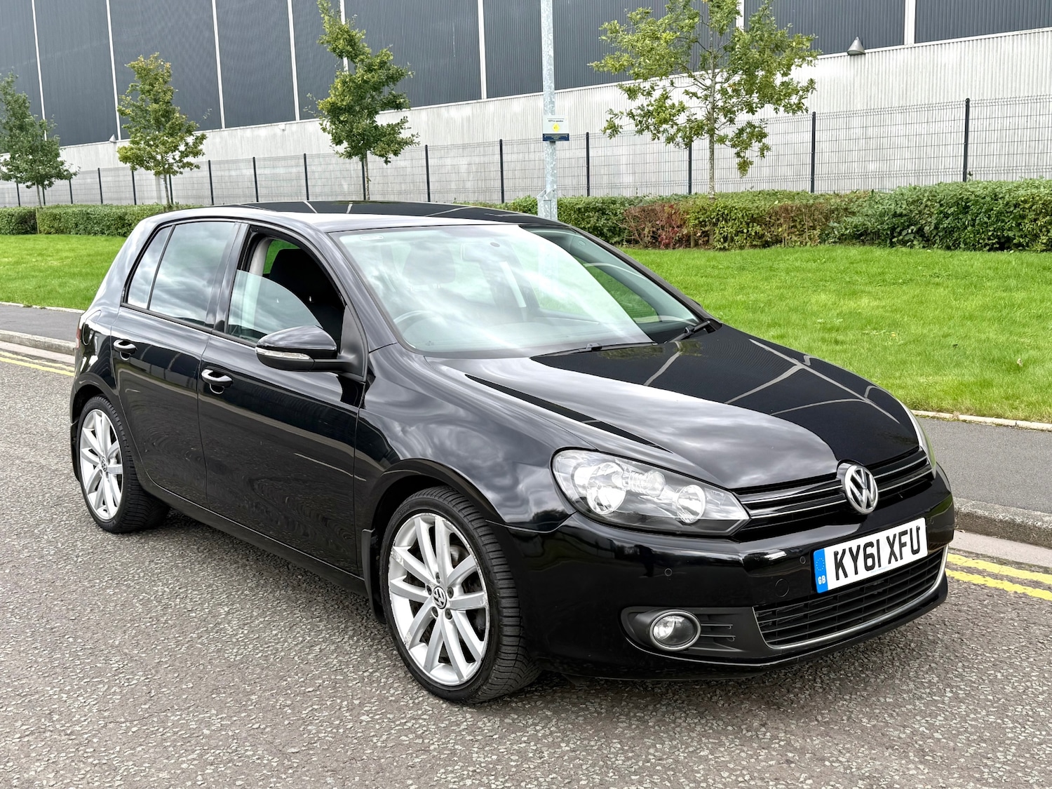 Used Volkswagen Golf 2011 for sale - 76055803: Photo 9