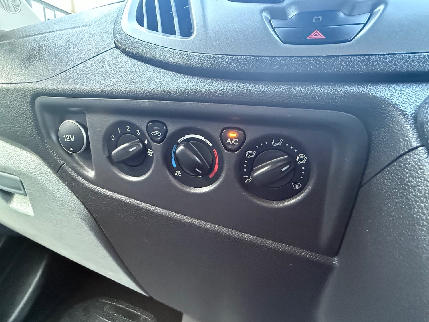 Used Ford Transit 2016 for sale - 77758570: Photo 31