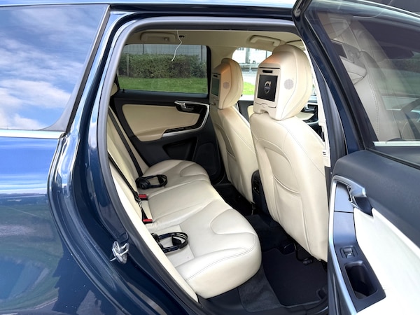 Used Volvo XC60 2014 for sale - 76276914: Photo 13
