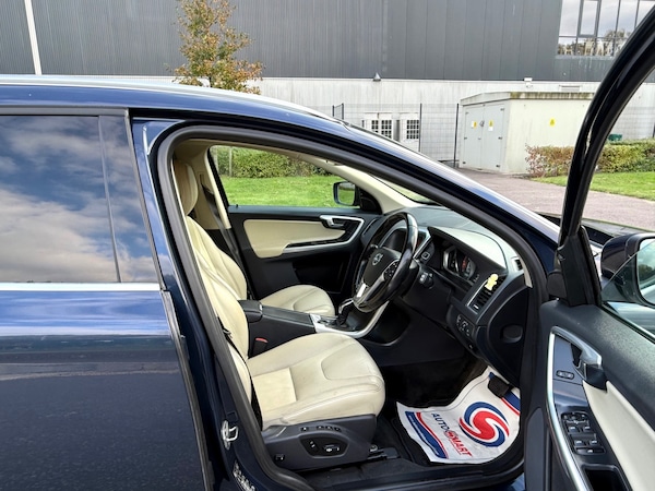 Used Volvo XC60 2014 for sale - 76276914: Photo 18