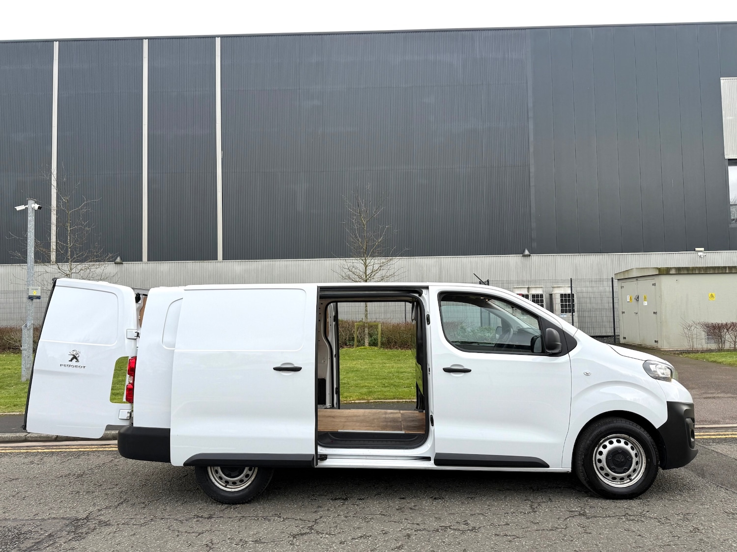 Used Peugeot Expert 2023 for sale - 77319221: Photo 13